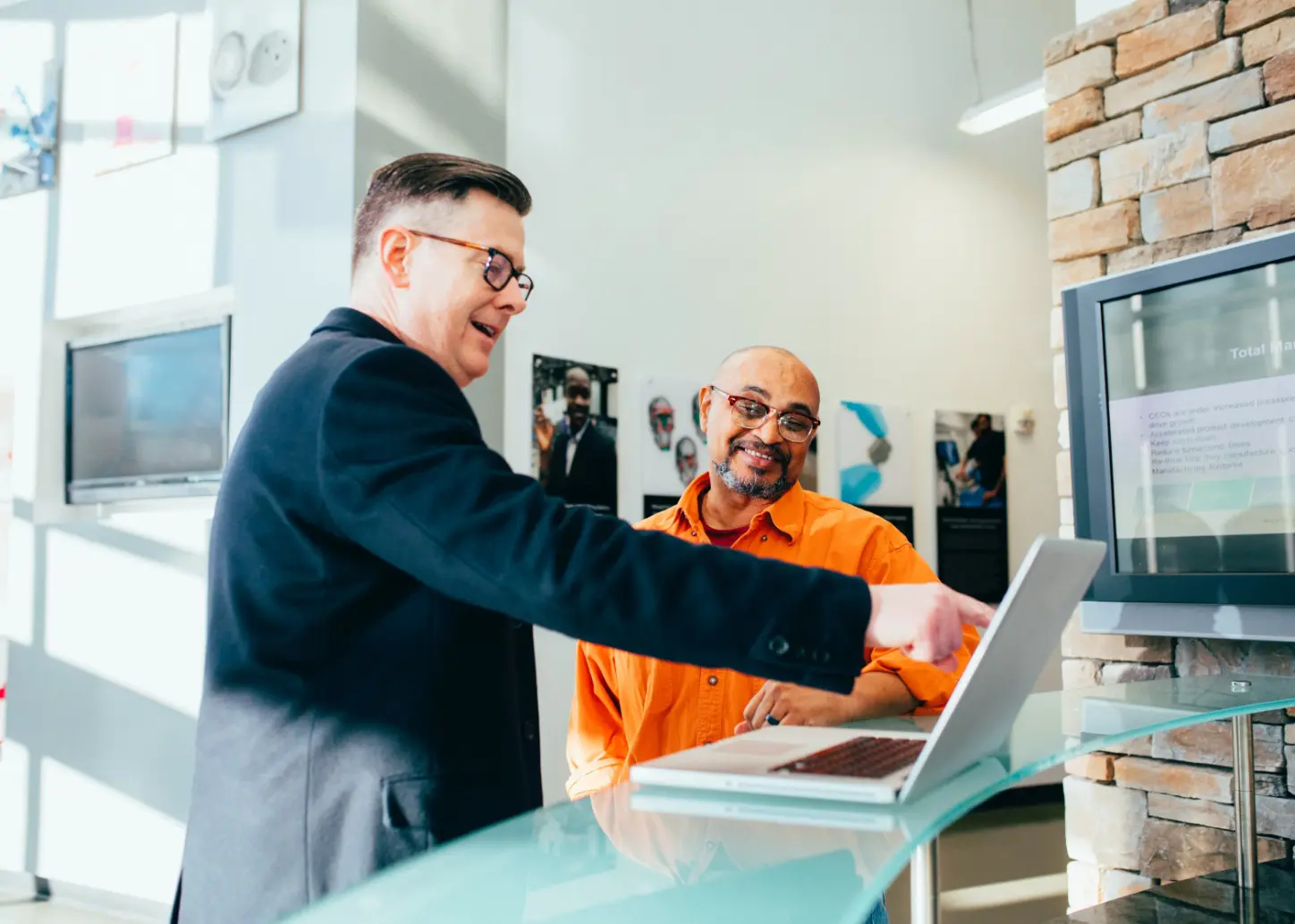 linkedin sales solutions YDVdprpgHv4 unsplash